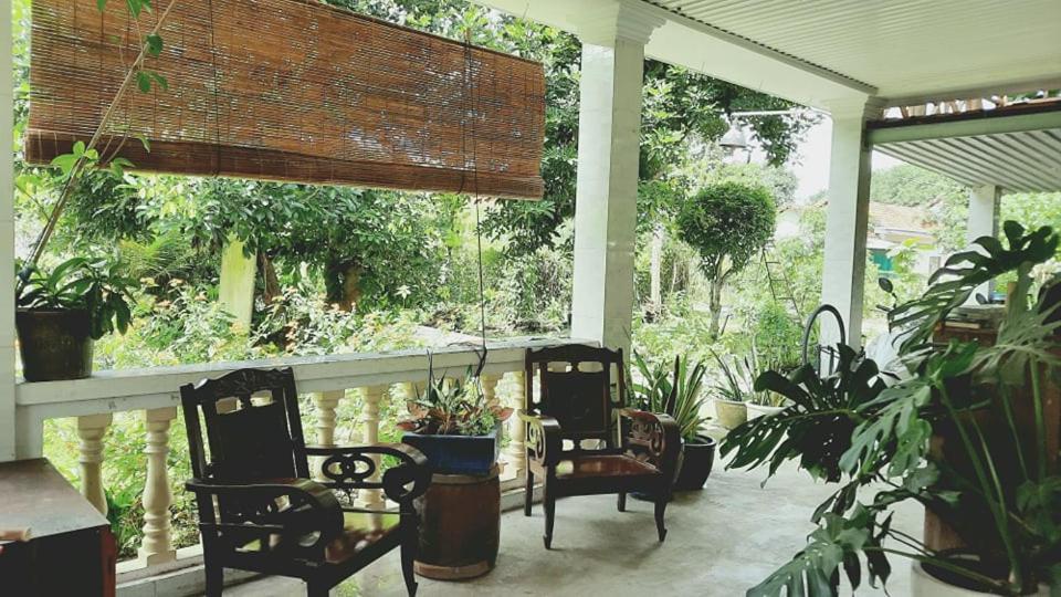 Vuon Nha Ngoai Garden Homestay Хошимин Экстерьер фото