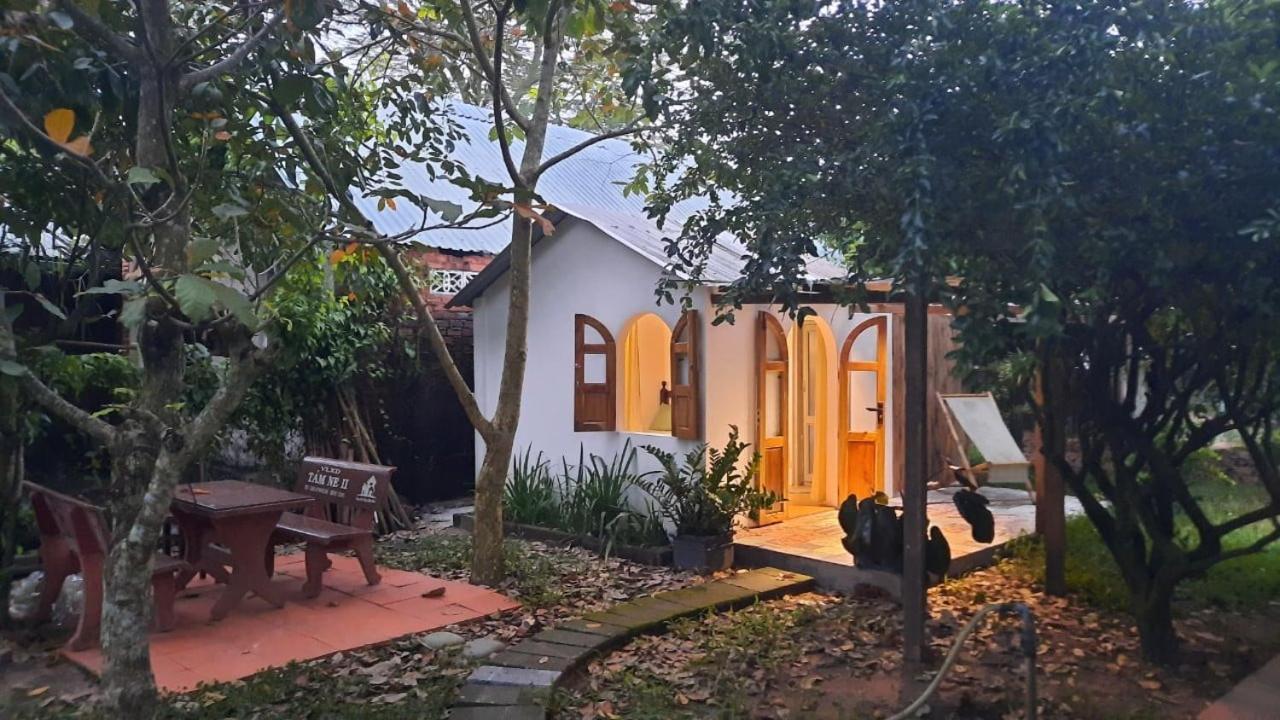 Vuon Nha Ngoai Garden Homestay Хошимин Экстерьер фото